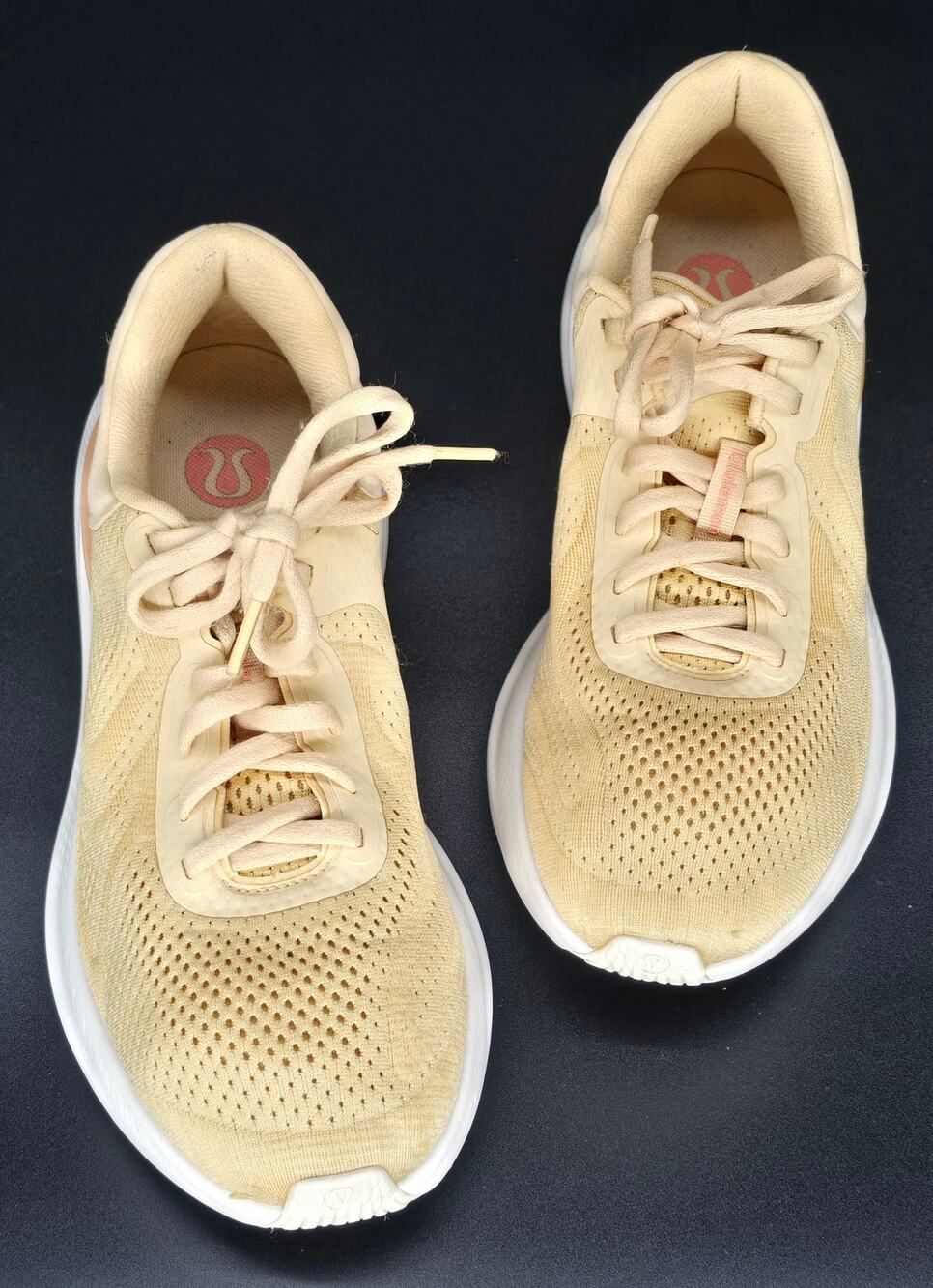 Lululemon Beyondfeel Run Women Size 9 Running Shoes Harvest Yellow LW9FOCS
